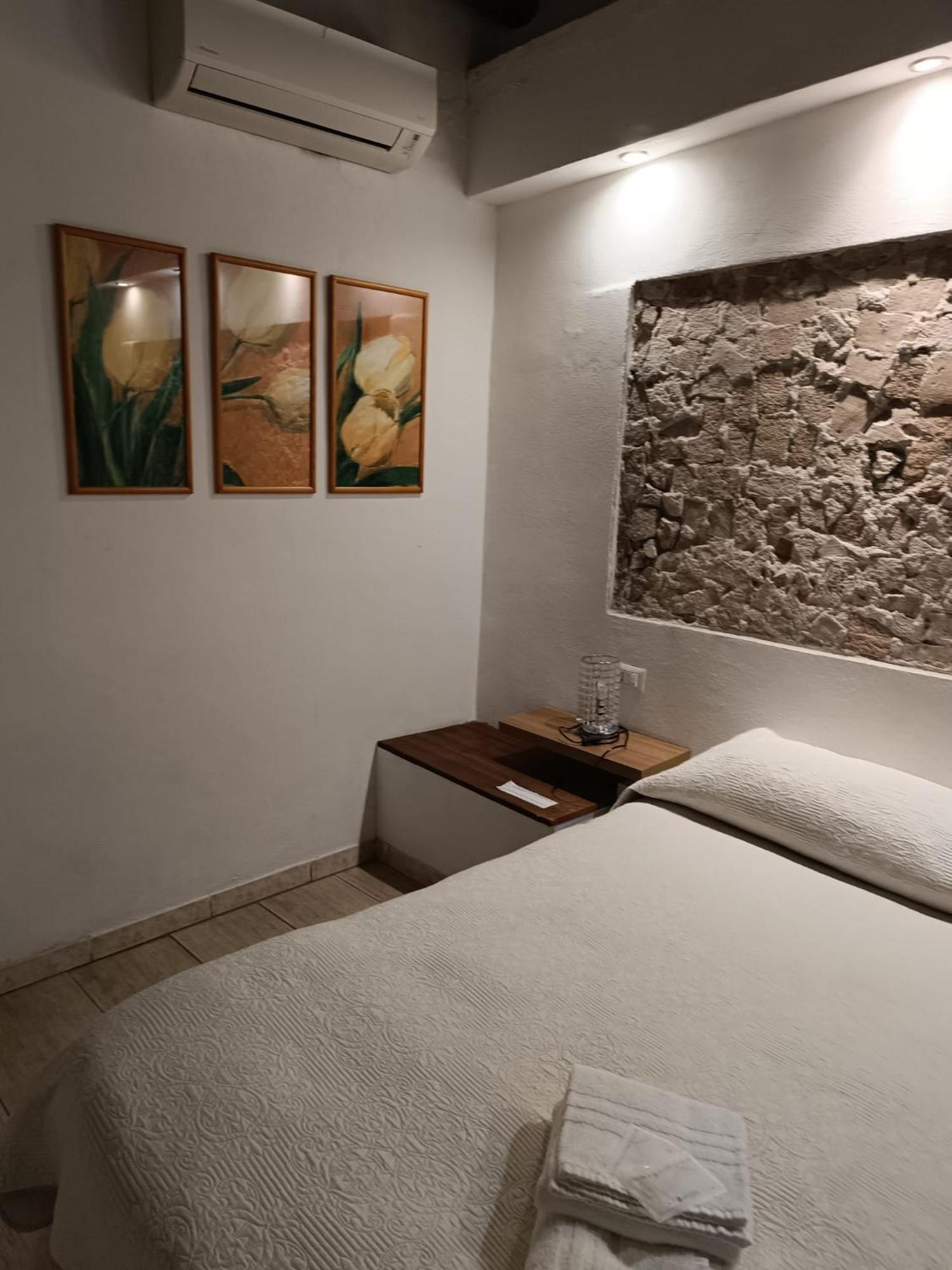 Al183 Hotell Cagliari Exteriör bild